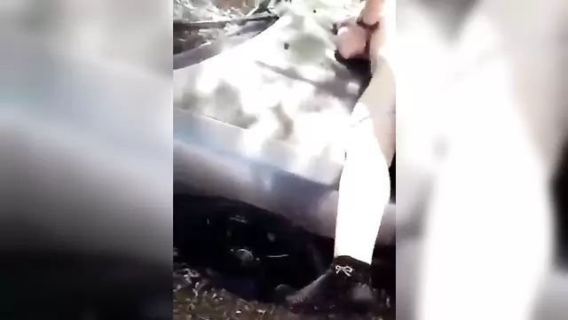Genç kız, Azeri bir akademisyenle seks yapıyor.